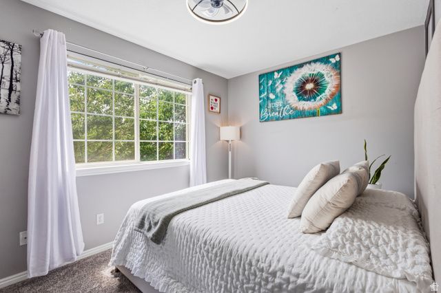 1064 FORT LN, Ogden, UT 84404