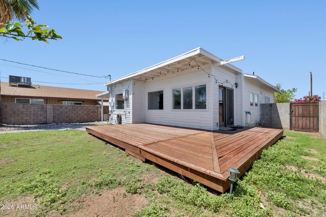 2029 N RICHLAND Street, Phoenix, AZ 85006