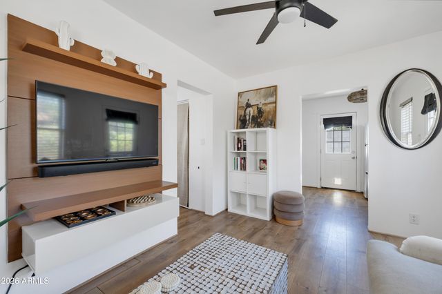 2029 N RICHLAND Street, Phoenix, AZ 85006