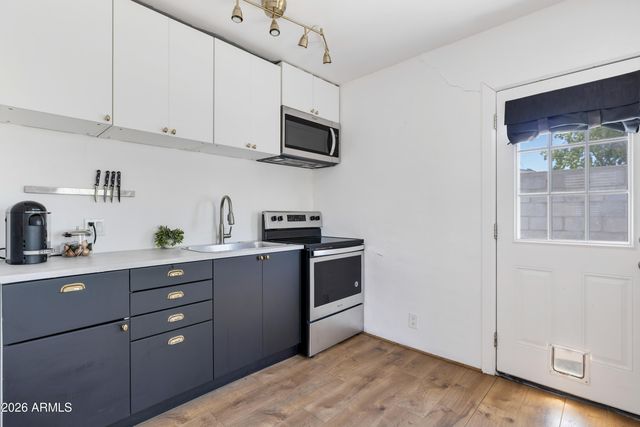 2029 N RICHLAND Street, Phoenix, AZ 85006