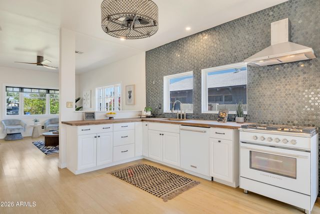 2029 N RICHLAND Street, Phoenix, AZ 85006