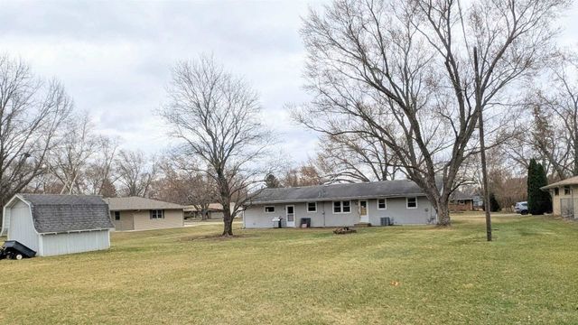 5790 Ada Drive, Roscoe, IL 61073
