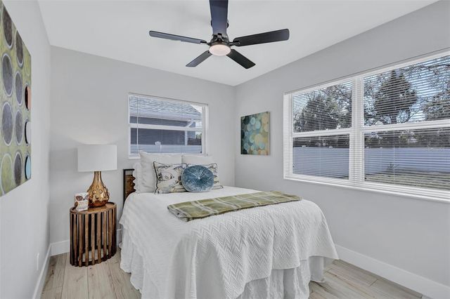 828 50TH AVENUE S, St Petersburg, FL 33705