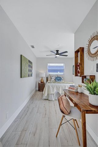 828 50TH AVENUE S, St Petersburg, FL 33705