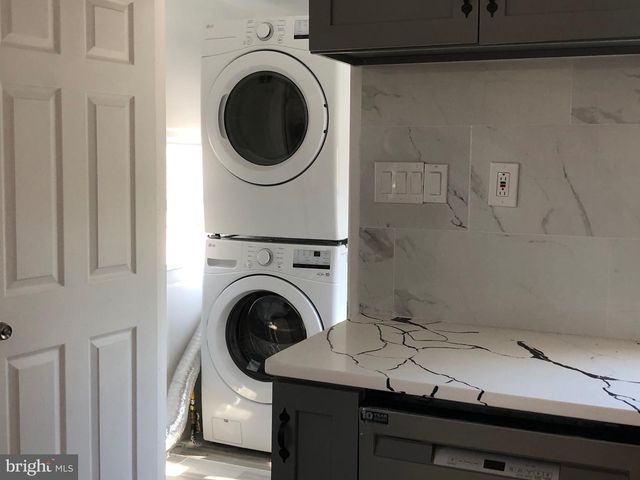 2319 S LINCOLN AVE, Vineland, NJ 08361