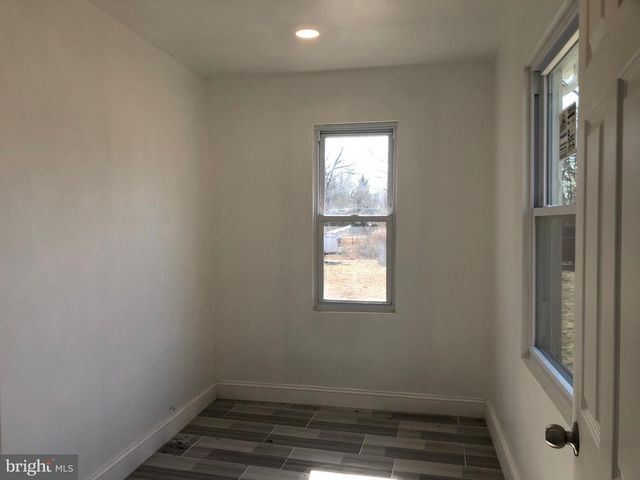 2319 S LINCOLN AVE, Vineland, NJ 08361