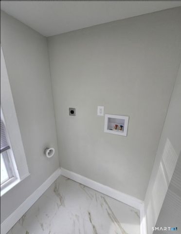 80 Dickerman Street, New Haven, CT 06511