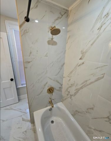 80 Dickerman Street, New Haven, CT 06511