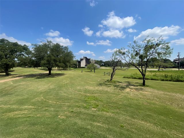27098 Meadowmore Court, Whitney, TX 76692