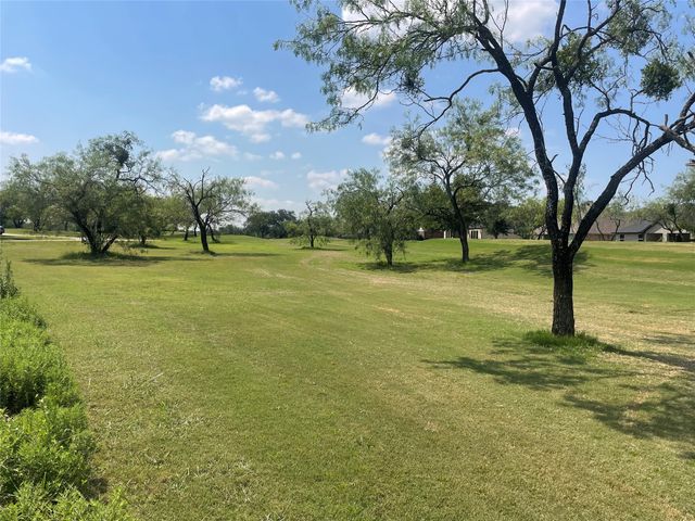 27098 Meadowmore Court, Whitney, TX 76692