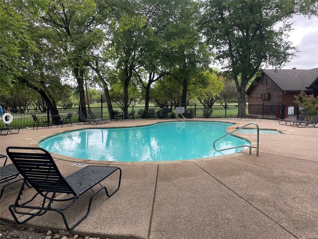 27098 Meadowmore Court, Whitney, TX 76692