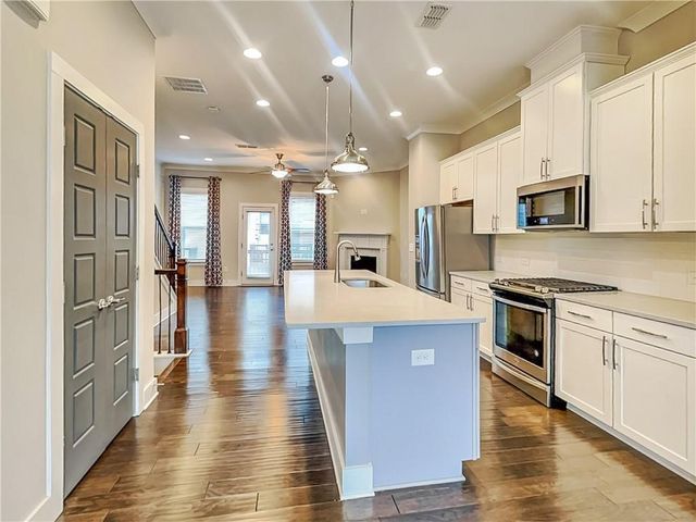 2038 Rockledge NE Road, Atlanta, GA 30324