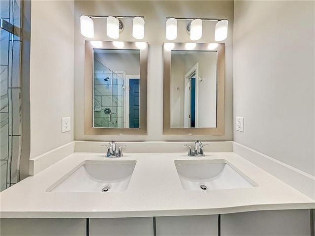 2038 Rockledge NE Road, Atlanta, GA 30324