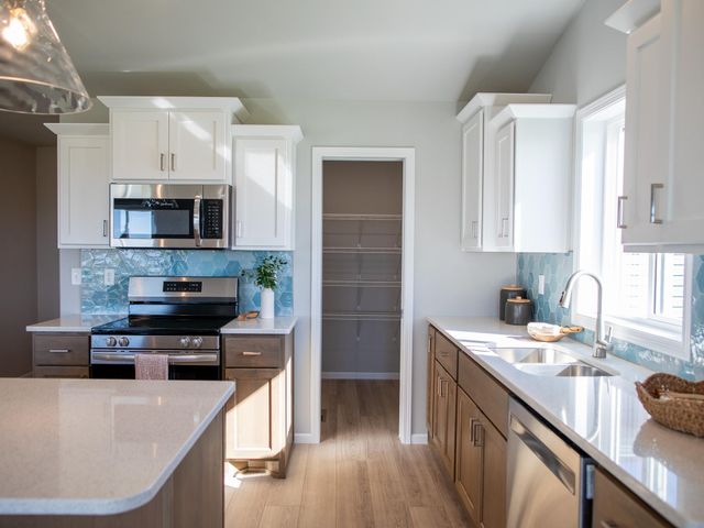 10219 73rd Street S, Horace, ND 58047