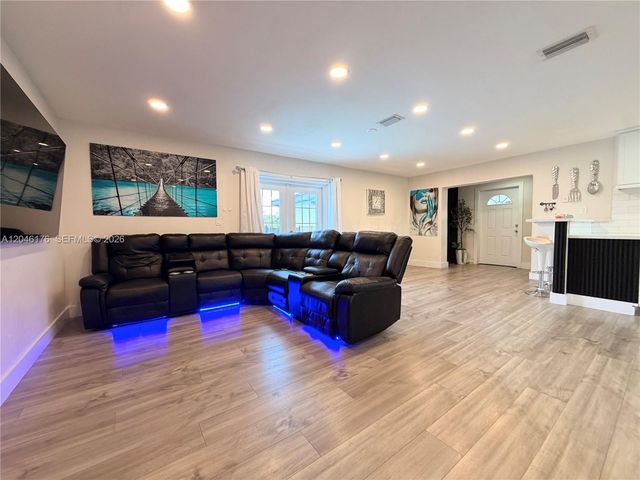 17130 NW 42nd Ct, Miami Gardens, FL 33055