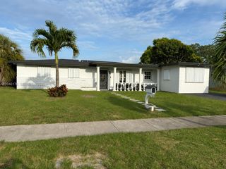 17130 NW 42nd Ct, Miami Gardens, FL 33055