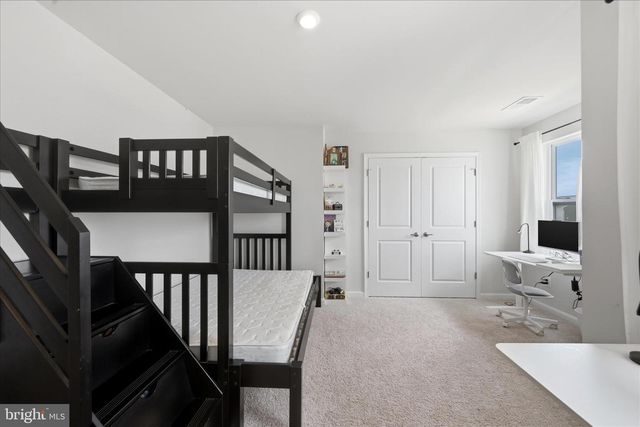 73 HOPKINS ST, Ranson, WV 25438
