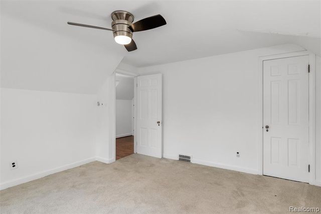 18753 San Diego Boulevard, Lathrup Village, MI 48076