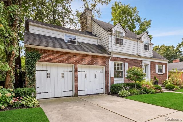 18753 San Diego Boulevard, Lathrup Village, MI 48076