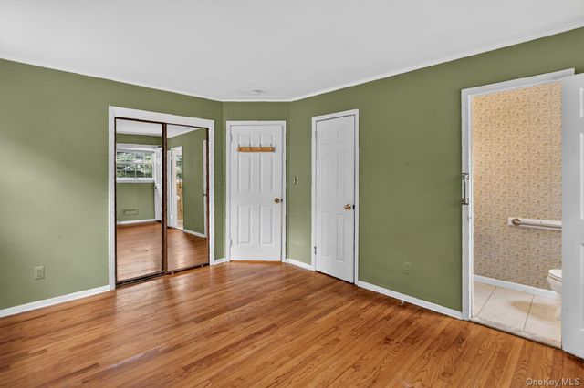 4 Jill Drive, West Nyack, NY 10994