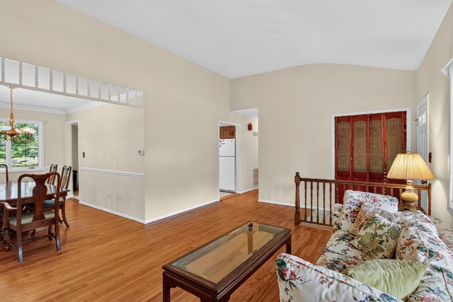4 Jill Drive, West Nyack, NY 10994