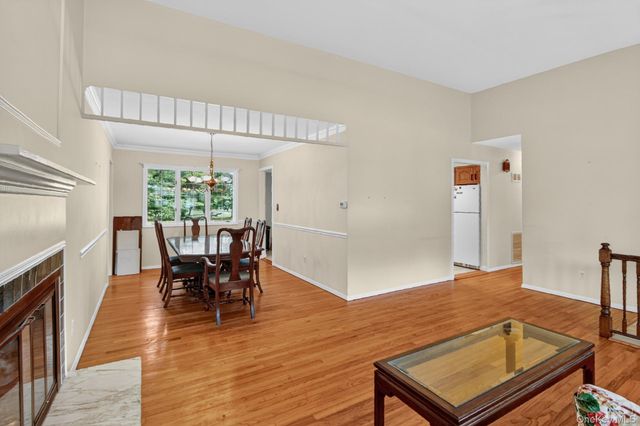 4 Jill Drive, West Nyack, NY 10994