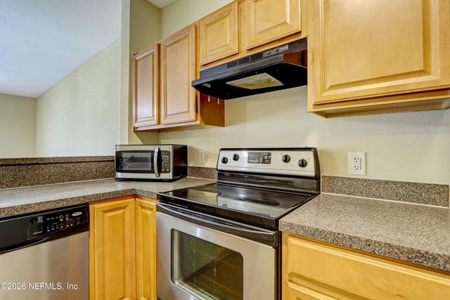 7846 MELVIN Road, Jacksonville, FL 32210