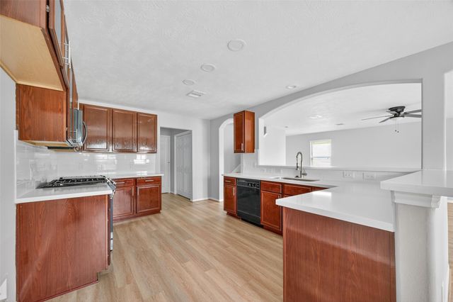 8614 Doskocil Drive, Houston, TX 77044