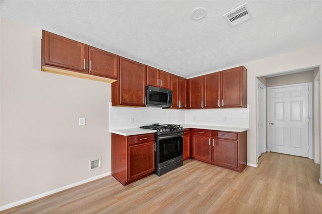 8614 Doskocil Drive, Houston, TX 77044