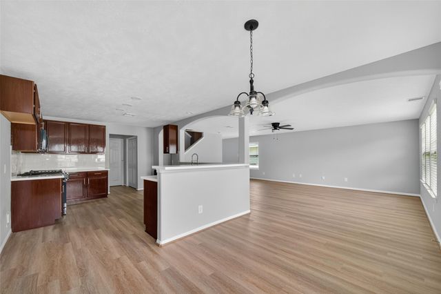 8614 Doskocil Drive, Houston, TX 77044