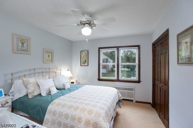 1 Renda Pl, Green Brook Twp., NJ 08812