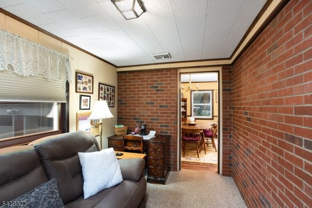1 Renda Pl, Green Brook Twp., NJ 08812