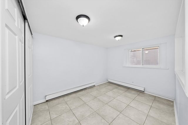 392 Greenbay Avenue, Calumet City, IL 60409