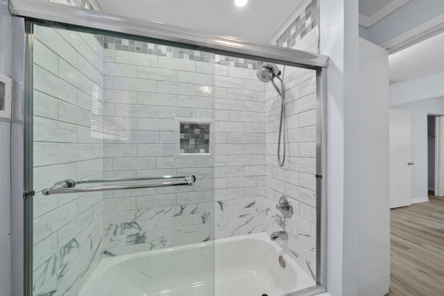 392 Greenbay Avenue, Calumet City, IL 60409