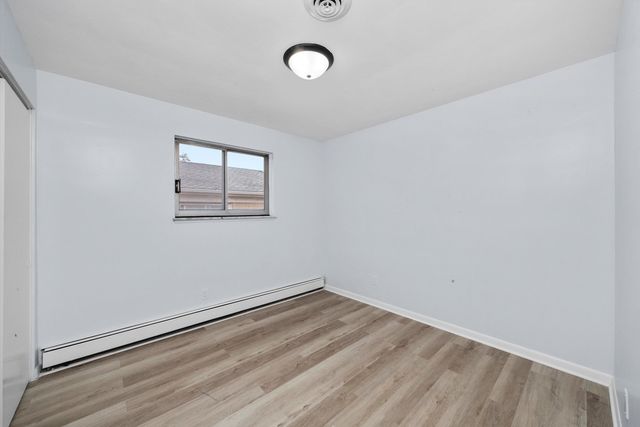 392 Greenbay Avenue, Calumet City, IL 60409