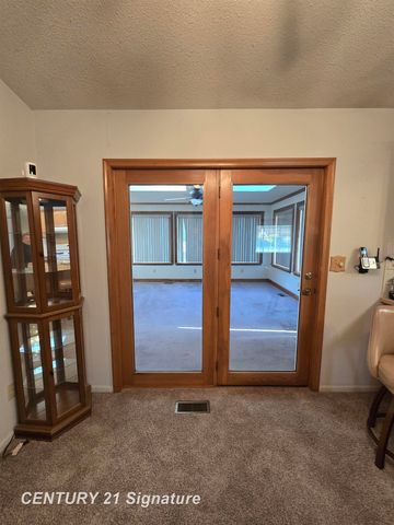 3045 Old Farm Road, Flint Twp, MI 48507