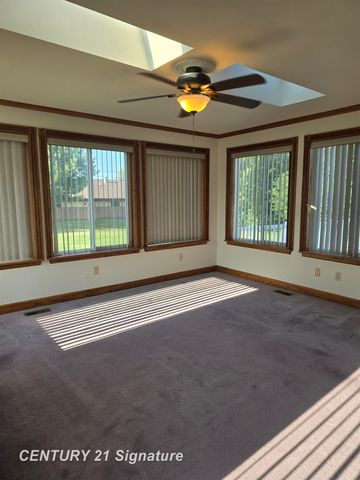 3045 Old Farm Road, Flint Twp, MI 48507