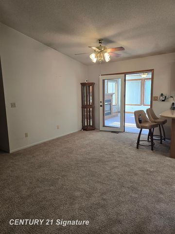 3045 Old Farm Road, Flint Twp, MI 48507