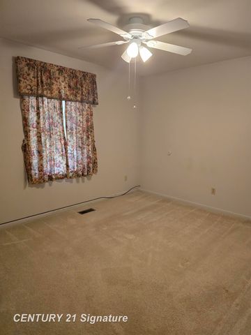 3045 Old Farm Road, Flint Twp, MI 48507