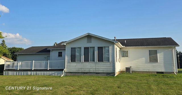 3045 Old Farm Road, Flint Twp, MI 48507