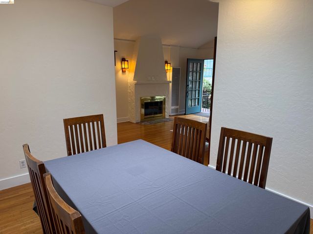 2444 Virginia B, Berkeley, CA 94709