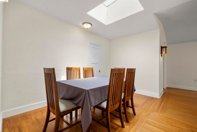 2444 Virginia B, Berkeley, CA 94709
