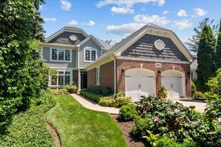 1753 Elmwood Drive, Highland Park, IL 60035