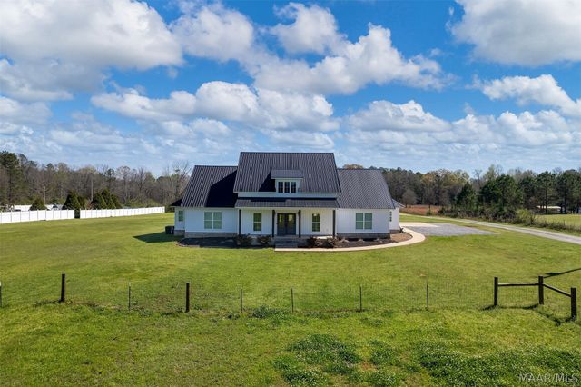5902 Coosa River Road, Deatsville, AL 36022
