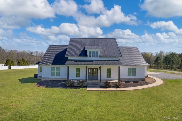 5902 Coosa River Road, Deatsville, AL 36022
