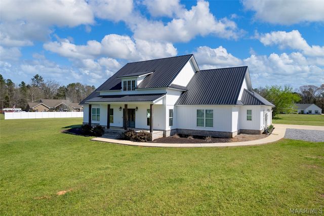 5902 Coosa River Road, Deatsville, AL 36022