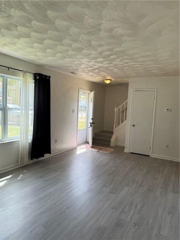 535 Greenbriar AVE, Hampton, VA 23669