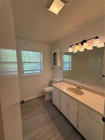 535 Greenbriar AVE, Hampton, VA 23669