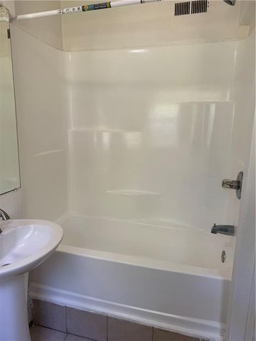 535 Greenbriar AVE, Hampton, VA 23669
