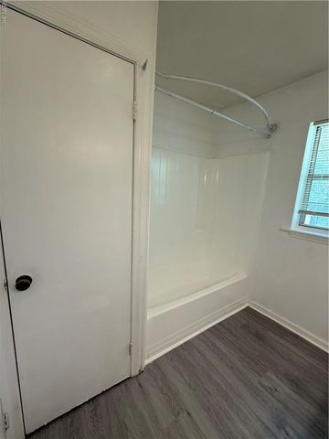 535 Greenbriar AVE, Hampton, VA 23669